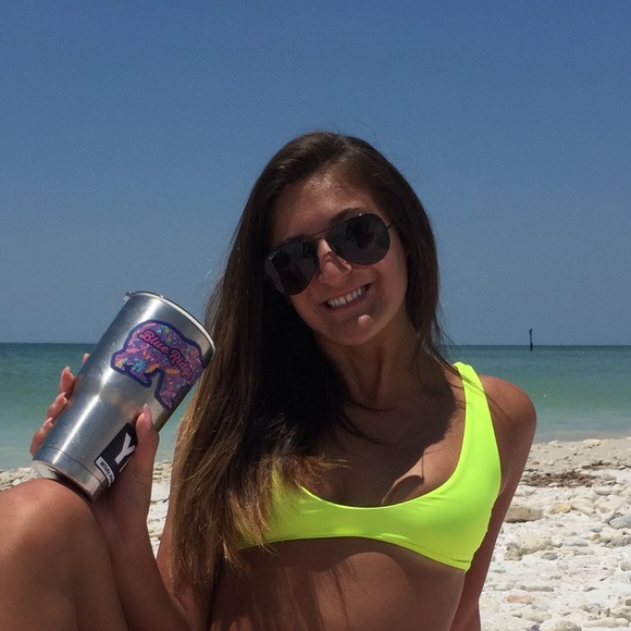 Meet your Posher, Lauren - Picture 1 of 1